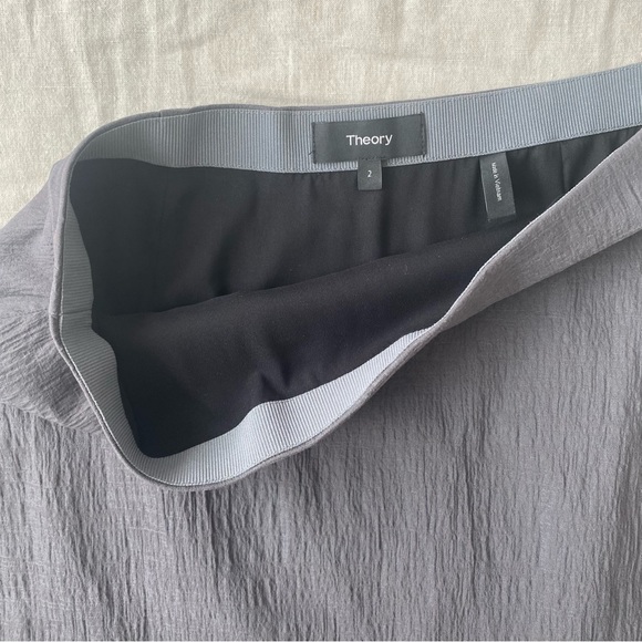 Crinkled Skirt - Picture 3 of 4